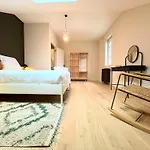 וילה Villa Marie Piscine & Jardin Dijon Centre דיז'ון